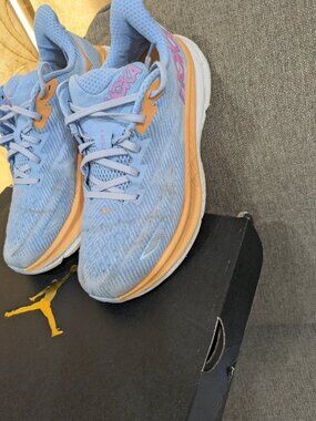 Hoka One One Clifton 9 Womens Size 9B Shoes Color Blue Fair Condition